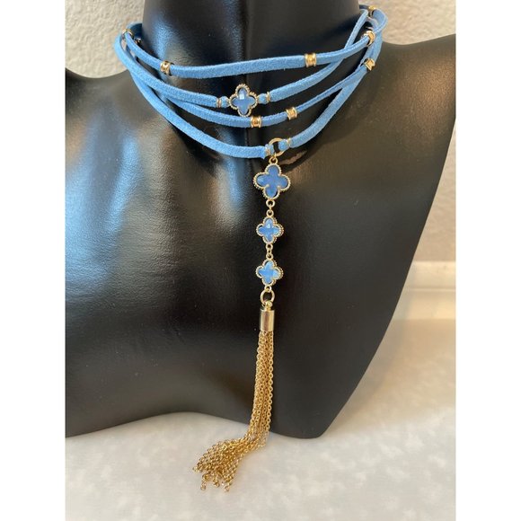 NWOT Ettika 18k Gold Plated Boho Blue Quatrefoil Suede Tassel Choker - Picture 1 of 4